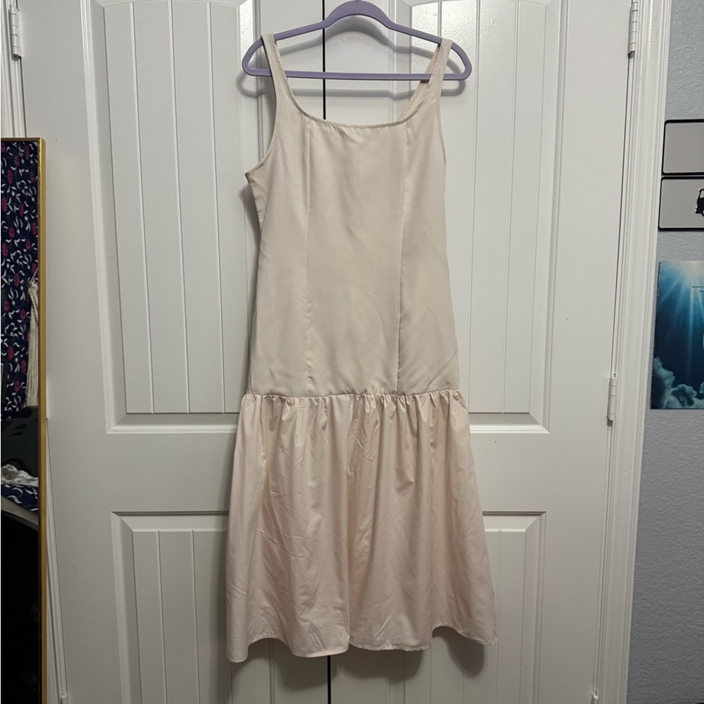 Elegant Cream Midi Dress